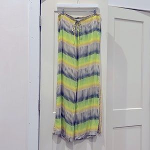 Alexis Silk Flowy Wide Leg Pants in bright pattern Sz M ECU like new